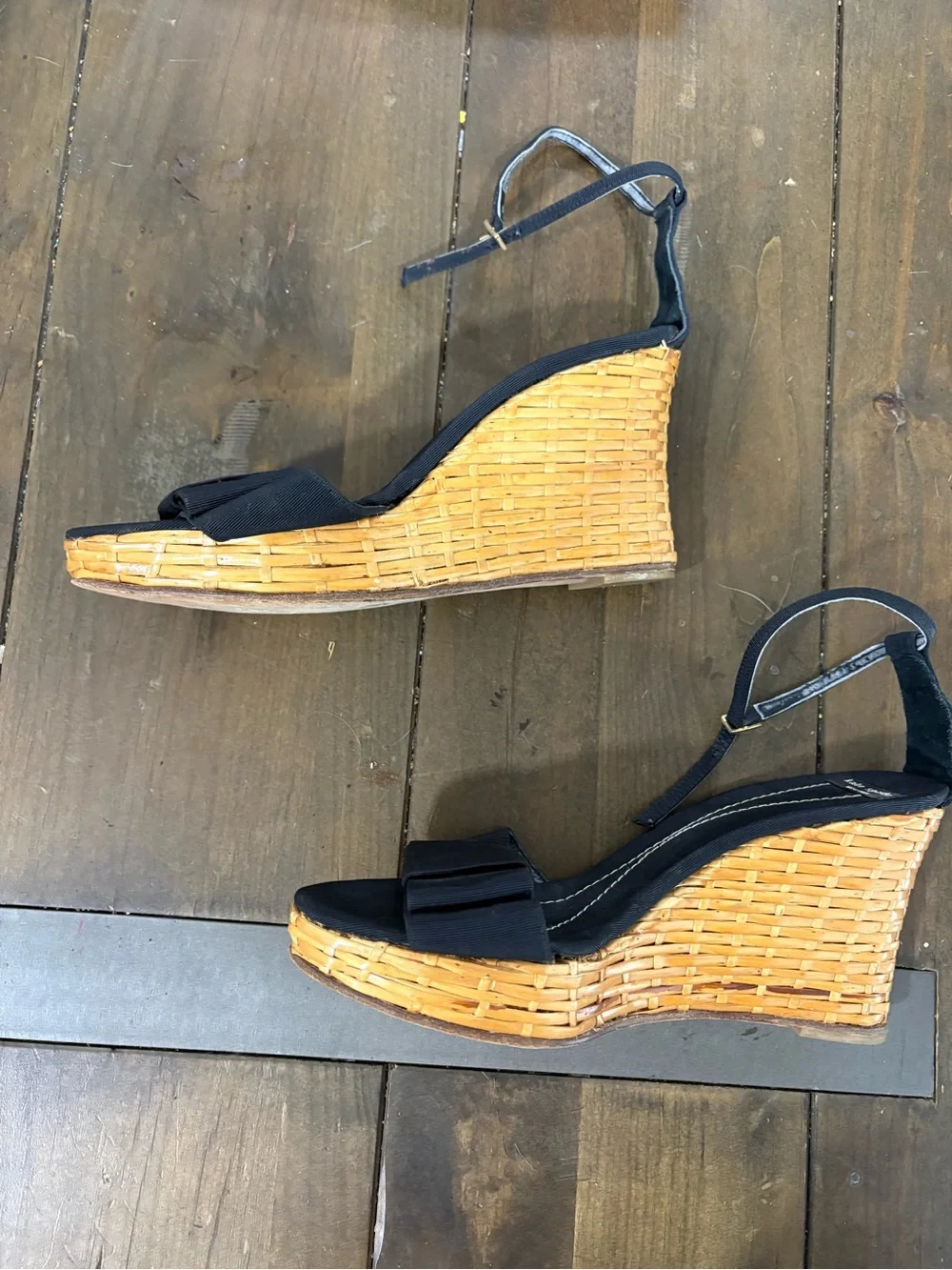 Y2K Kate spade grail 2005 wicker wedges